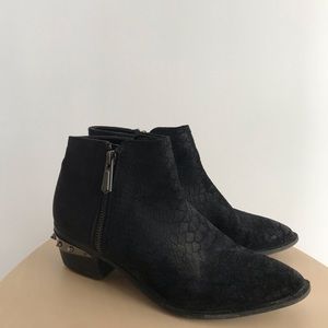 CIRCUS BY SAM EDELMAN BOOTIES